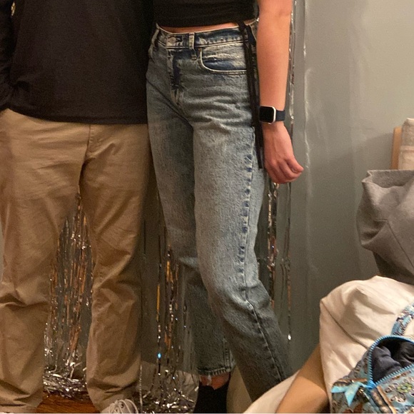 Abercrombie mom high rise jeans - Picture 2 of 5